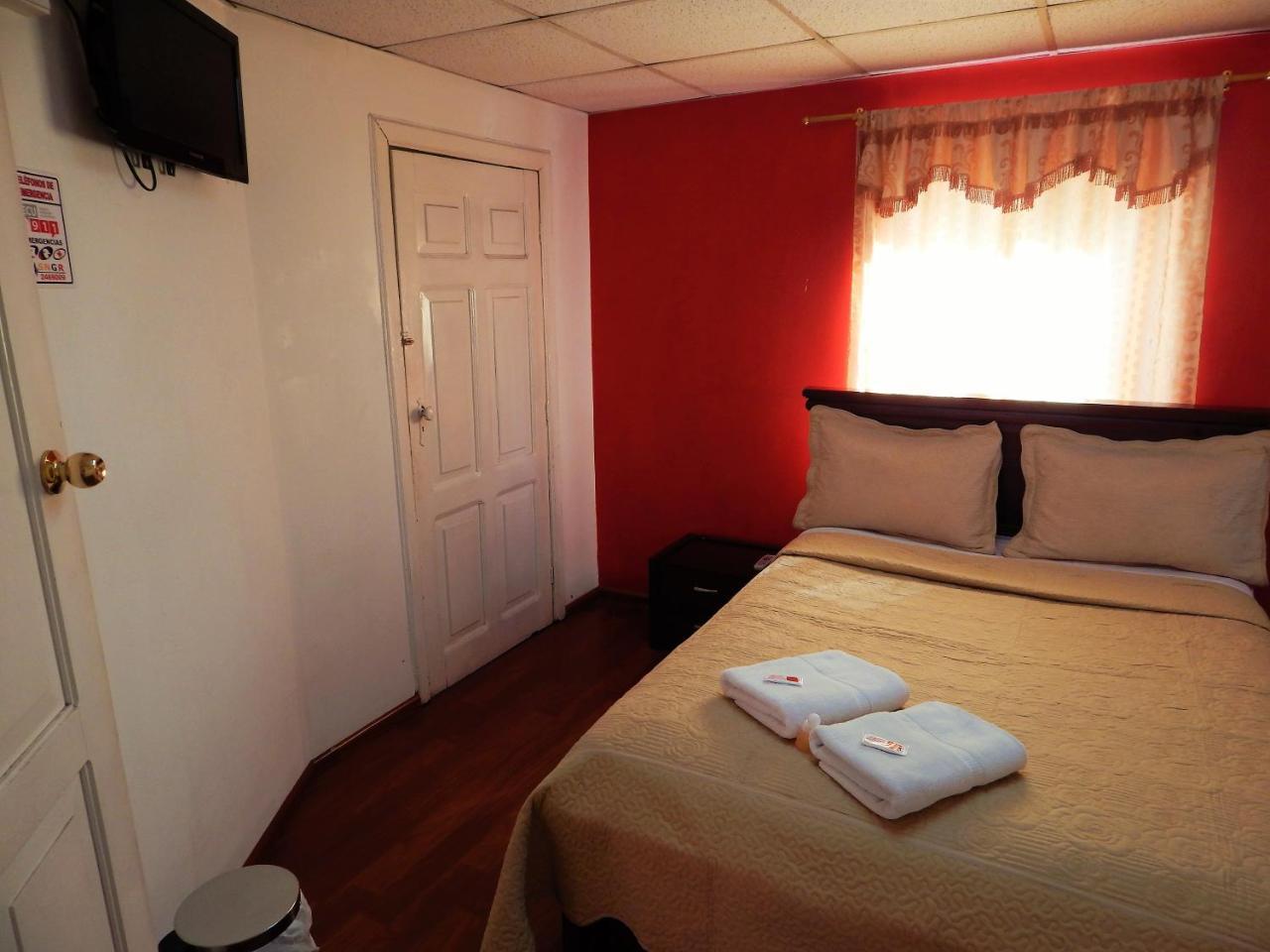 Hostal Imperial Quito Kültér fotó