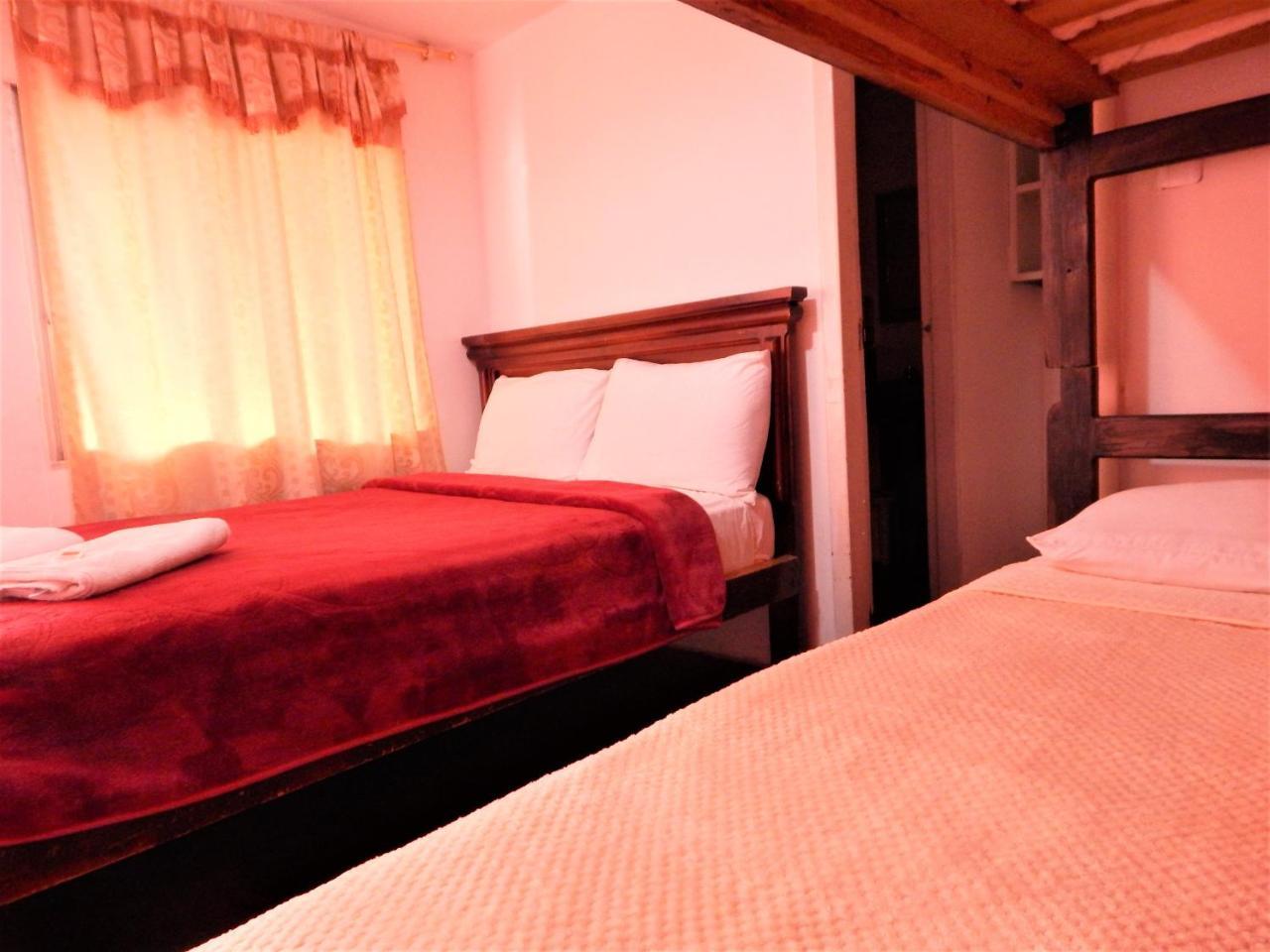 Hostal Imperial Quito Kültér fotó