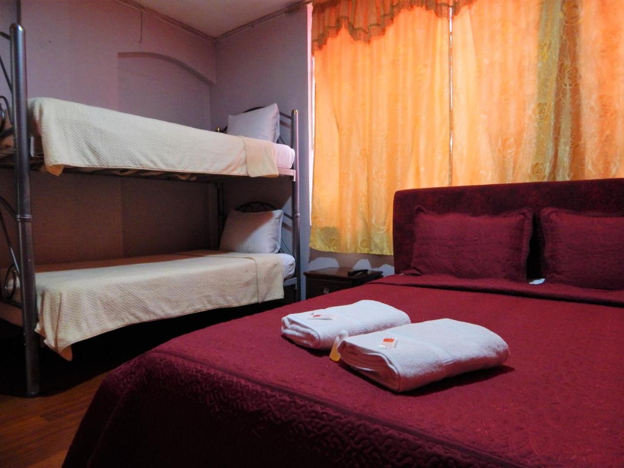 Hostal Imperial Quito Kültér fotó