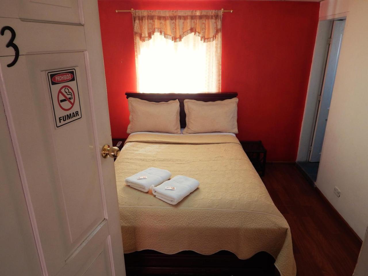 Hostal Imperial Quito Kültér fotó